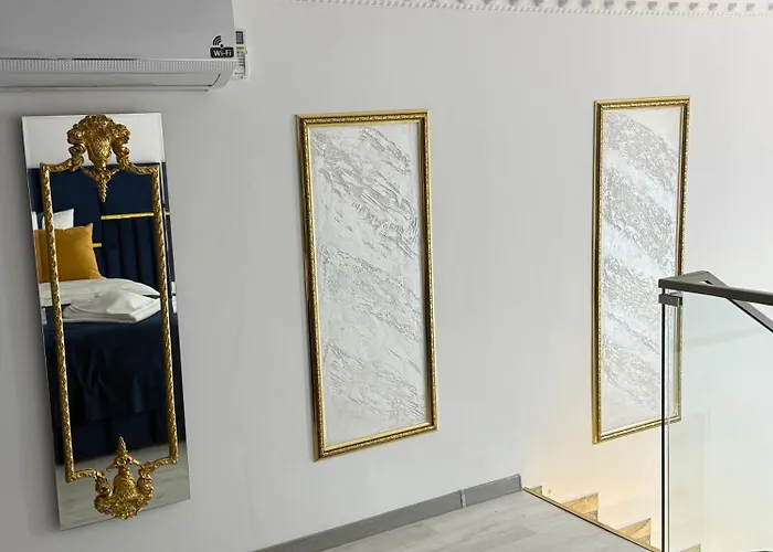 Gold * Bucarest