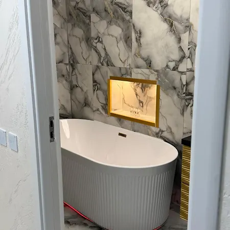Gold Lägenhet