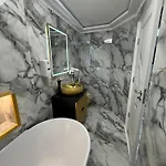 Gold Апартаменти *