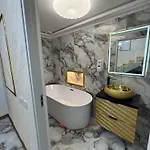 Gold Апартаменти *