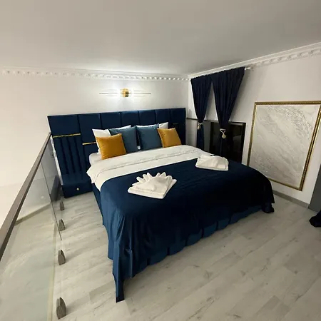 Gold Appartement Boekarest
